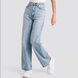 Levi’s Ribcage Wide Leg Light Blue Jeans